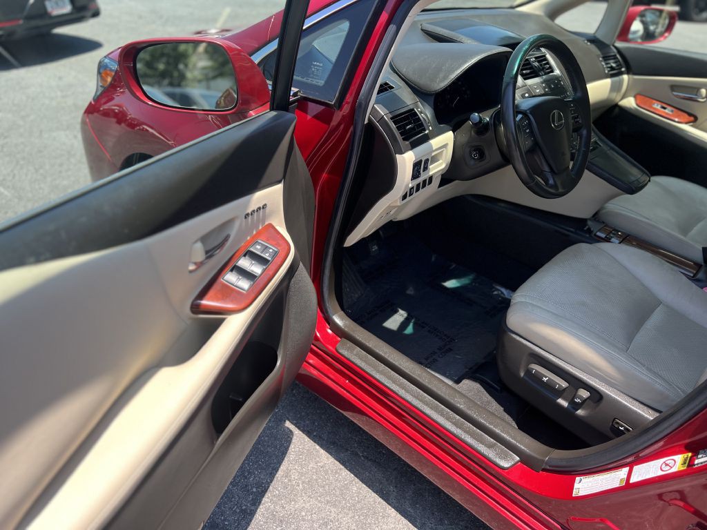 2010 Lexus HS Image 7