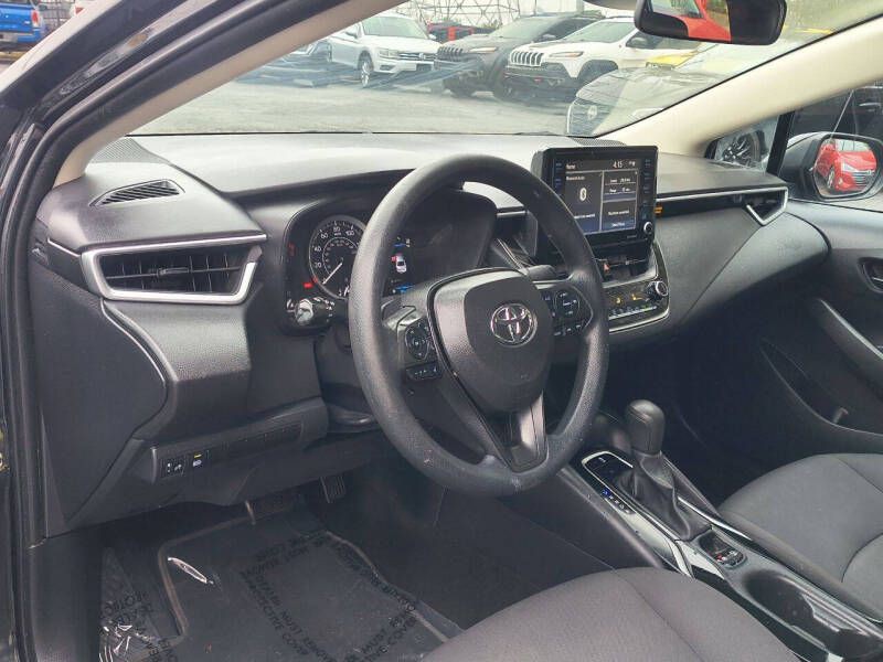 2022 Toyota Corolla Image 9