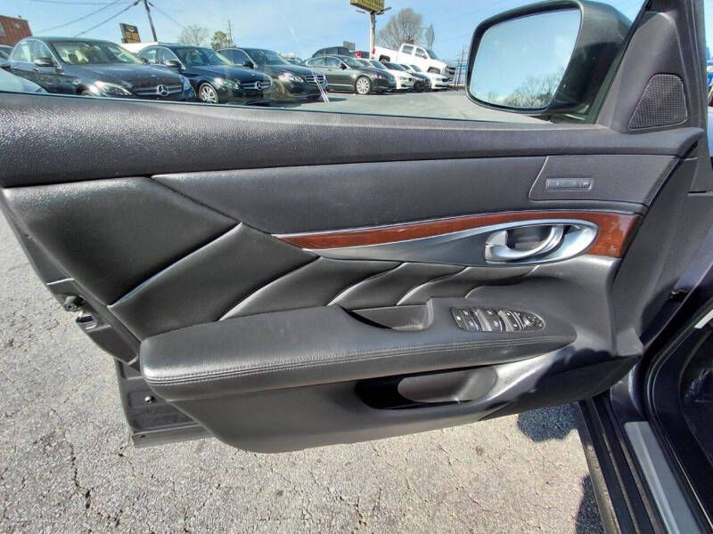 2013 INFINITI M37 Image 11