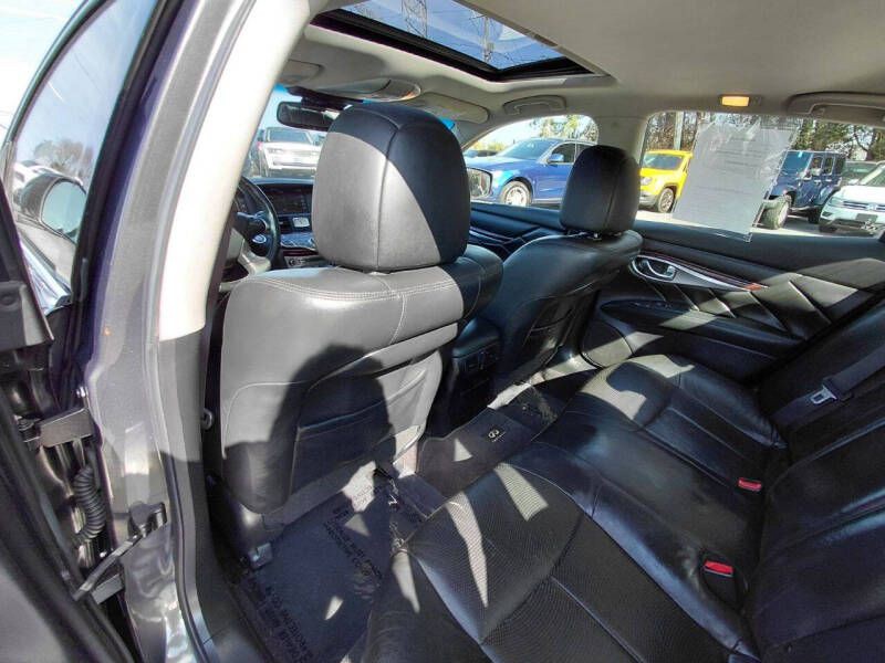 2013 INFINITI M37 Image 12