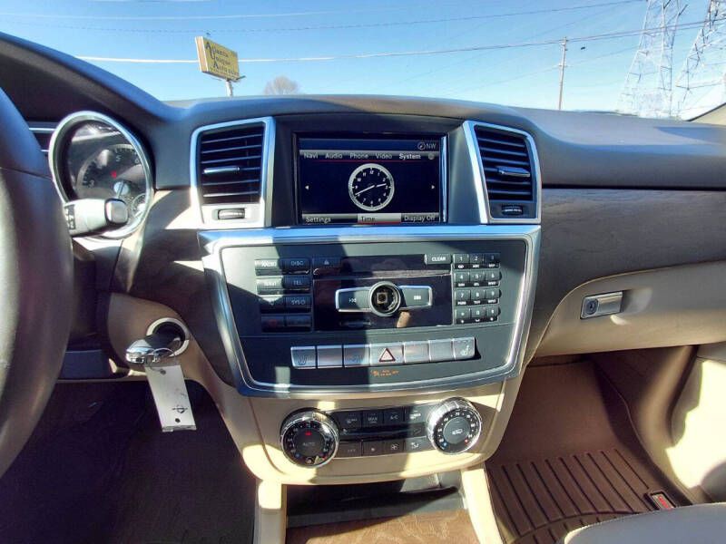 2015 Mercedes-Benz M-Class Image 20