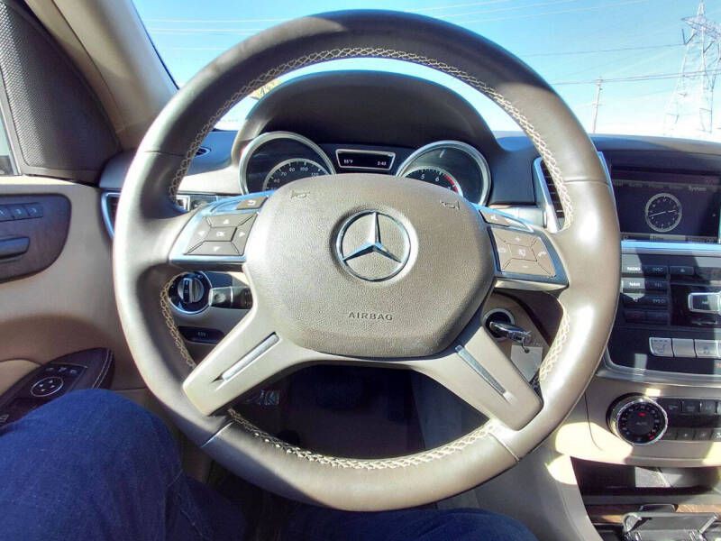 2015 Mercedes-Benz M-Class Image 23