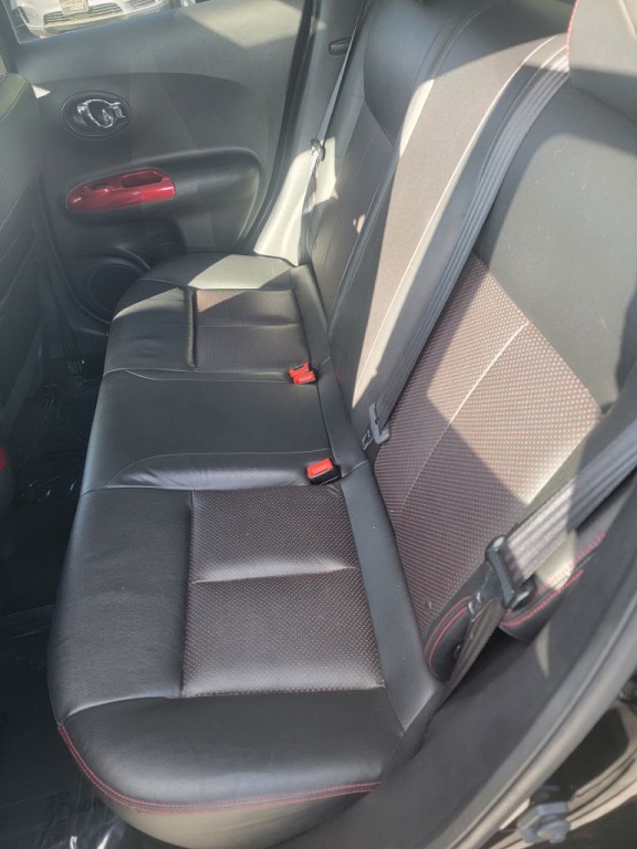 2013 Nissan Juke Image 16