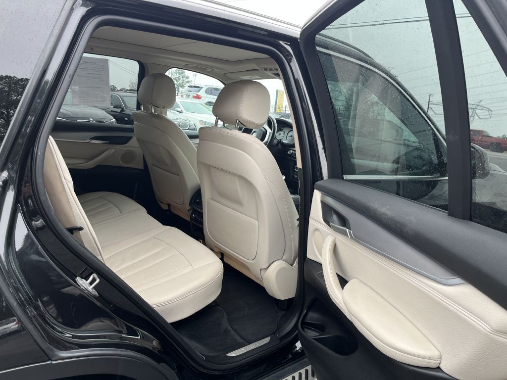 2015 BMW X5 Image 16