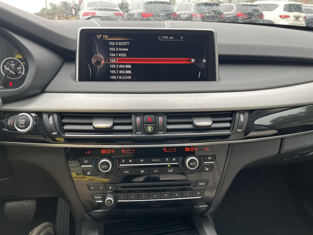 2015 BMW X5 Image 20