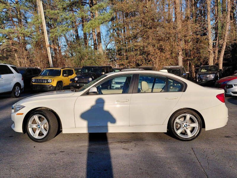 2012 BMW 3 Series Image 5