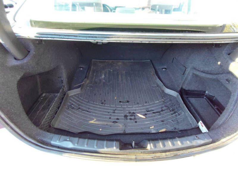 2012 BMW 3 Series Image 15