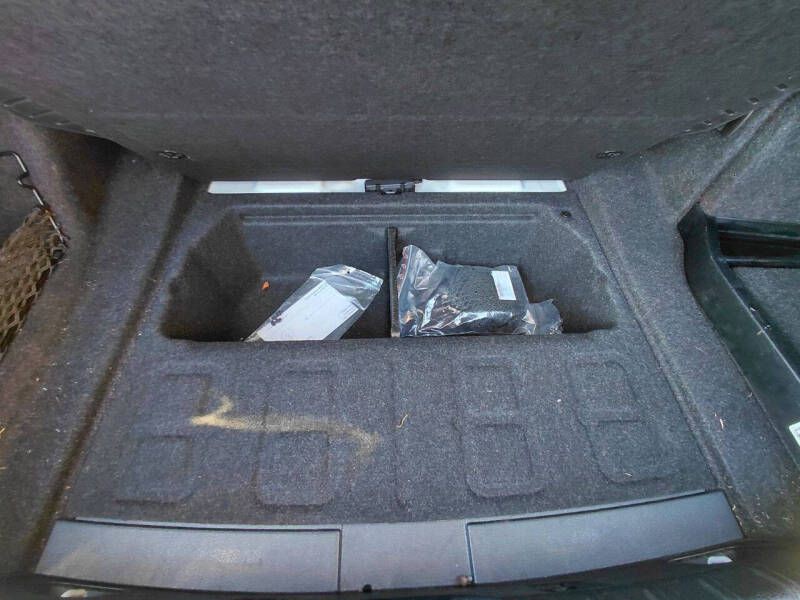 2012 BMW 3 Series Image 16