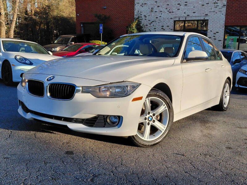 2012 BMW 3 Series Image 1