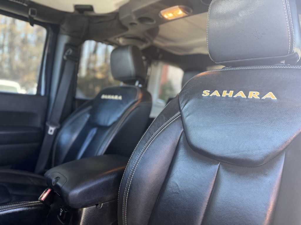 2013 Jeep Wrangler Unlimited Image 11