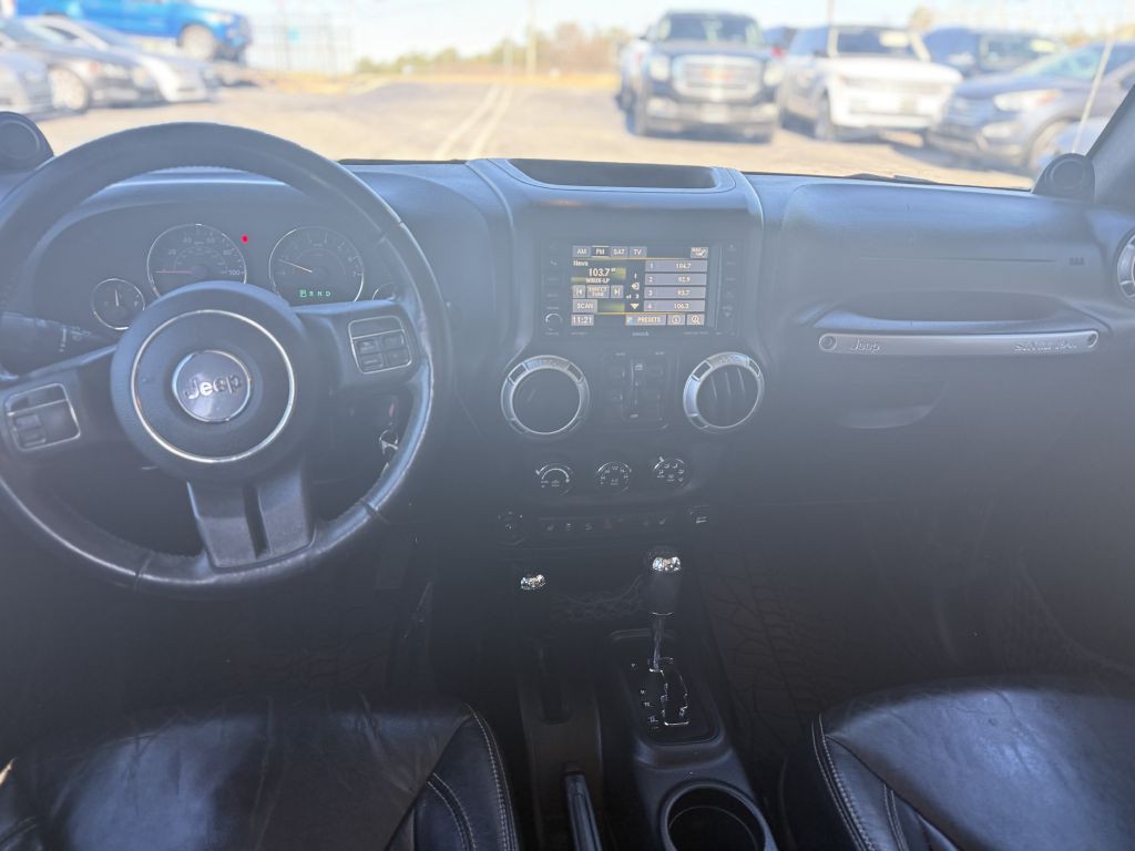 2013 Jeep Wrangler Unlimited Image 15