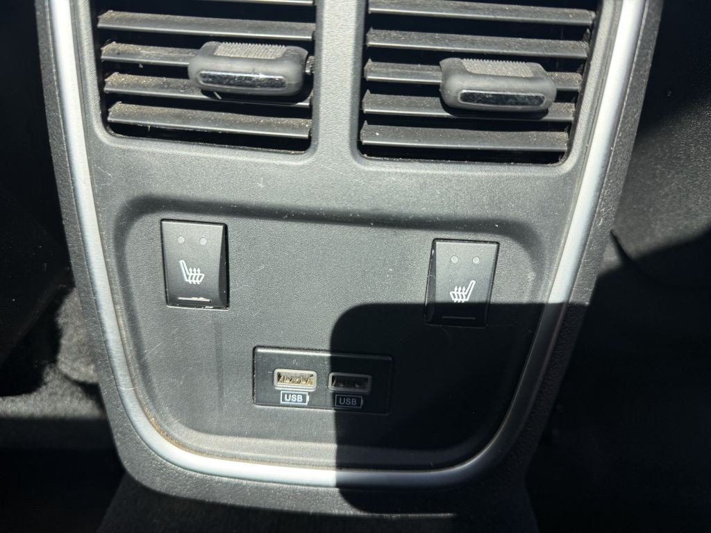 2021 Dodge Charger Image 12