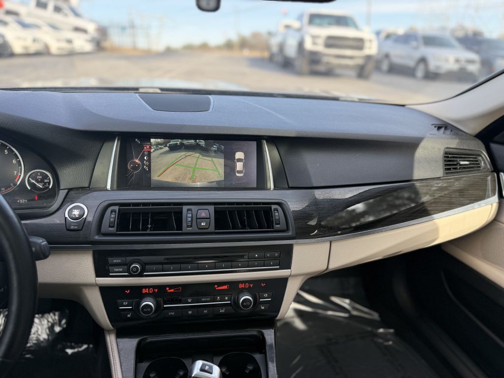 2015 BMW 5 Series Image 10