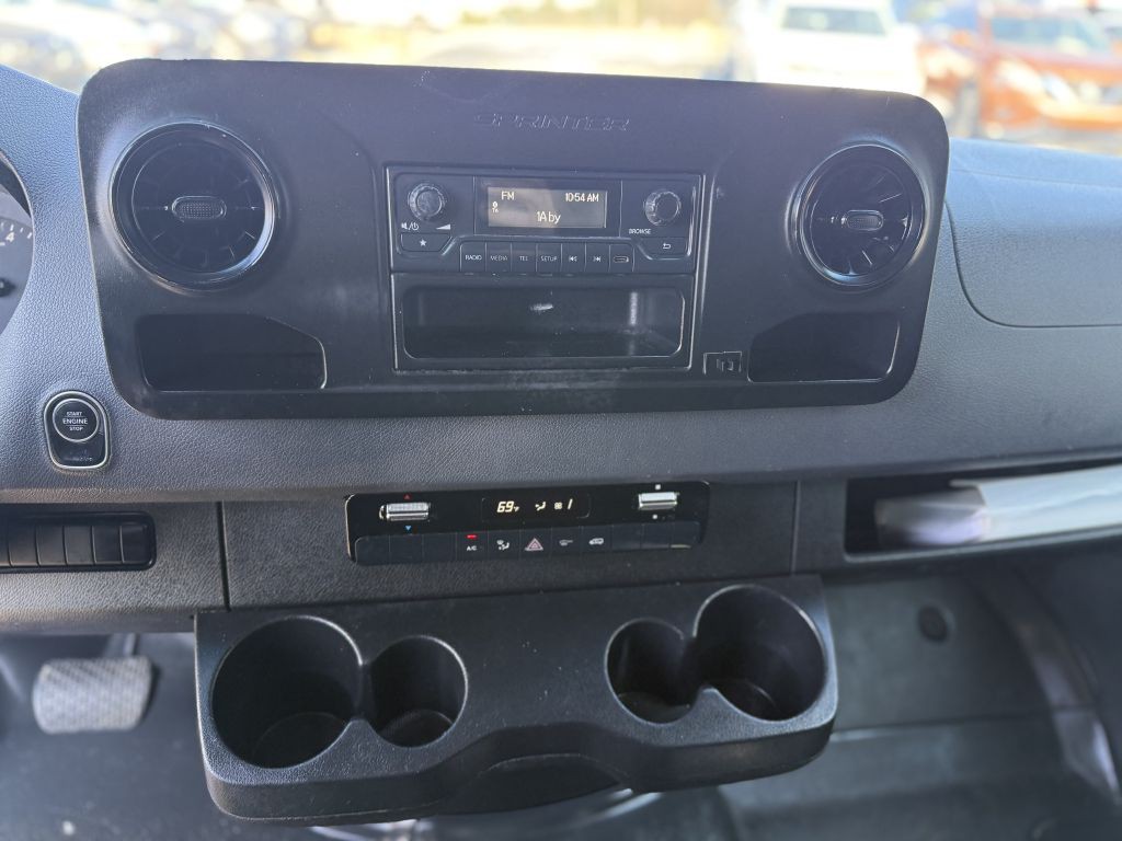 2021 Mercedes-Benz Sprinter Image 12