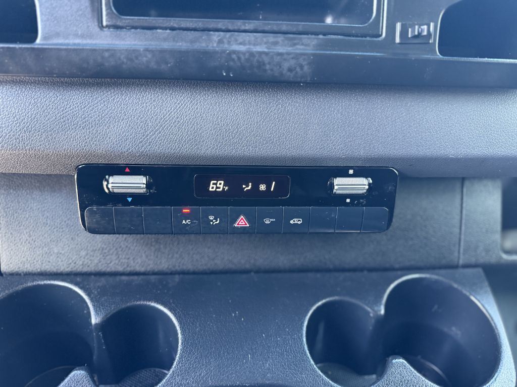 2021 Mercedes-Benz Sprinter Image 14