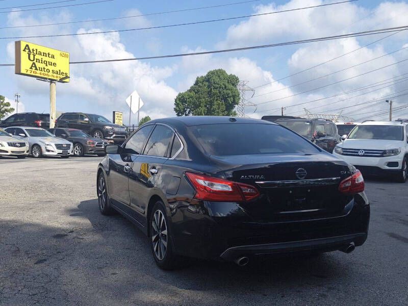 2016 Nissan Altima Image 8