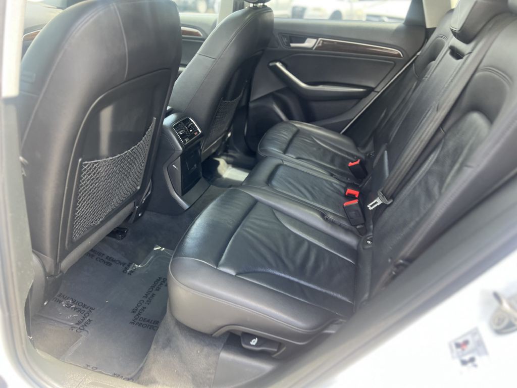 2015 Audi Q5 Image 11