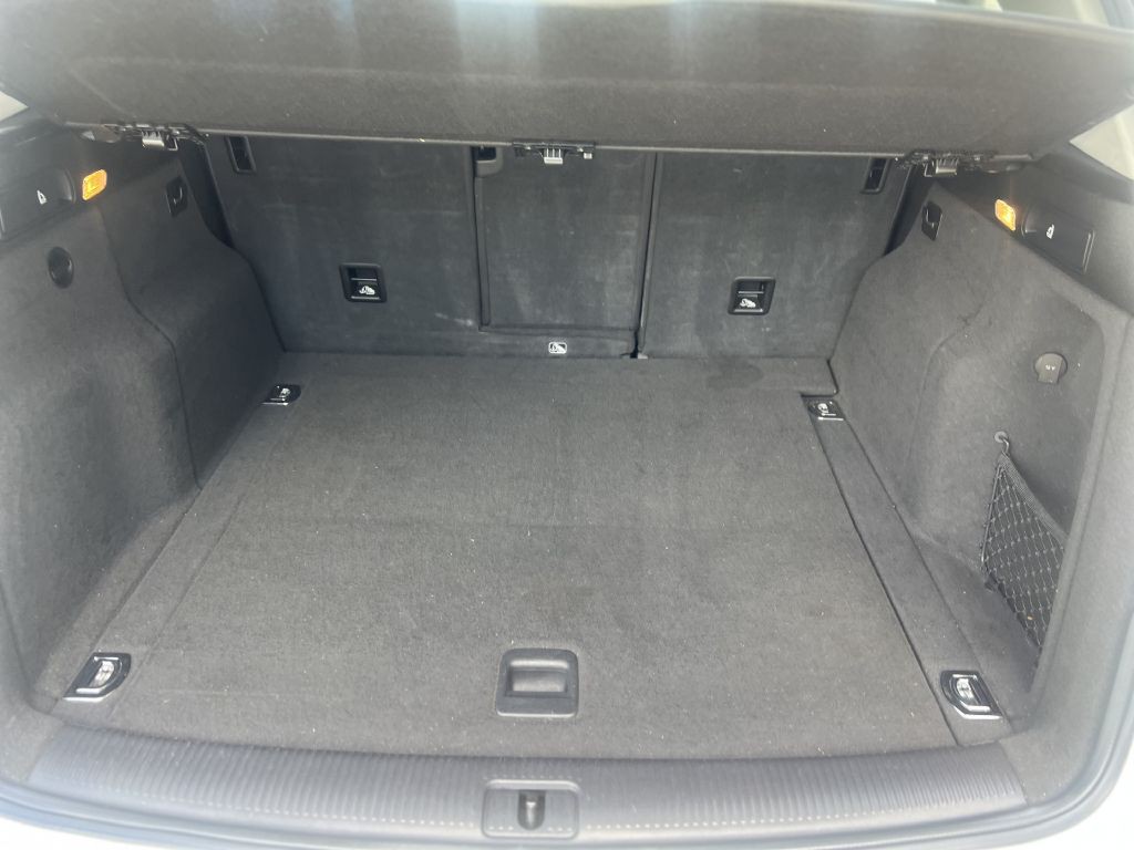 2015 Audi Q5 Image 12