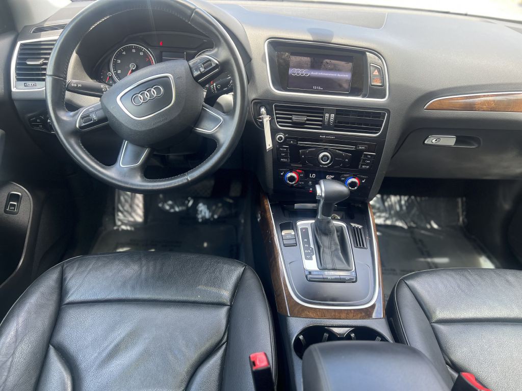 2015 Audi Q5 Image 16