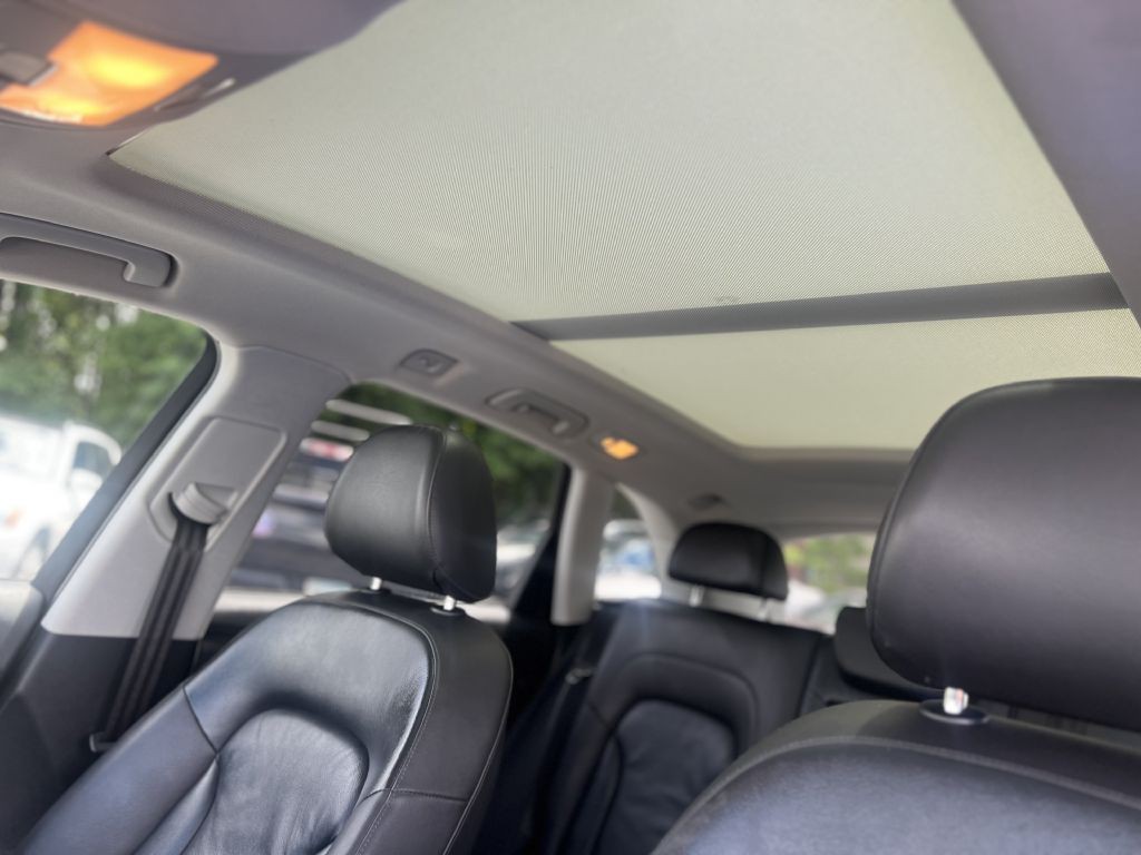 2015 Audi Q5 Image 17