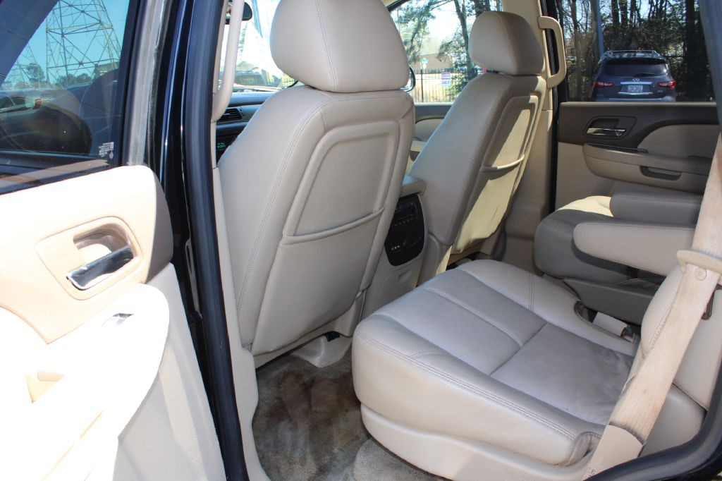 2010 Chevrolet Tahoe Image 12