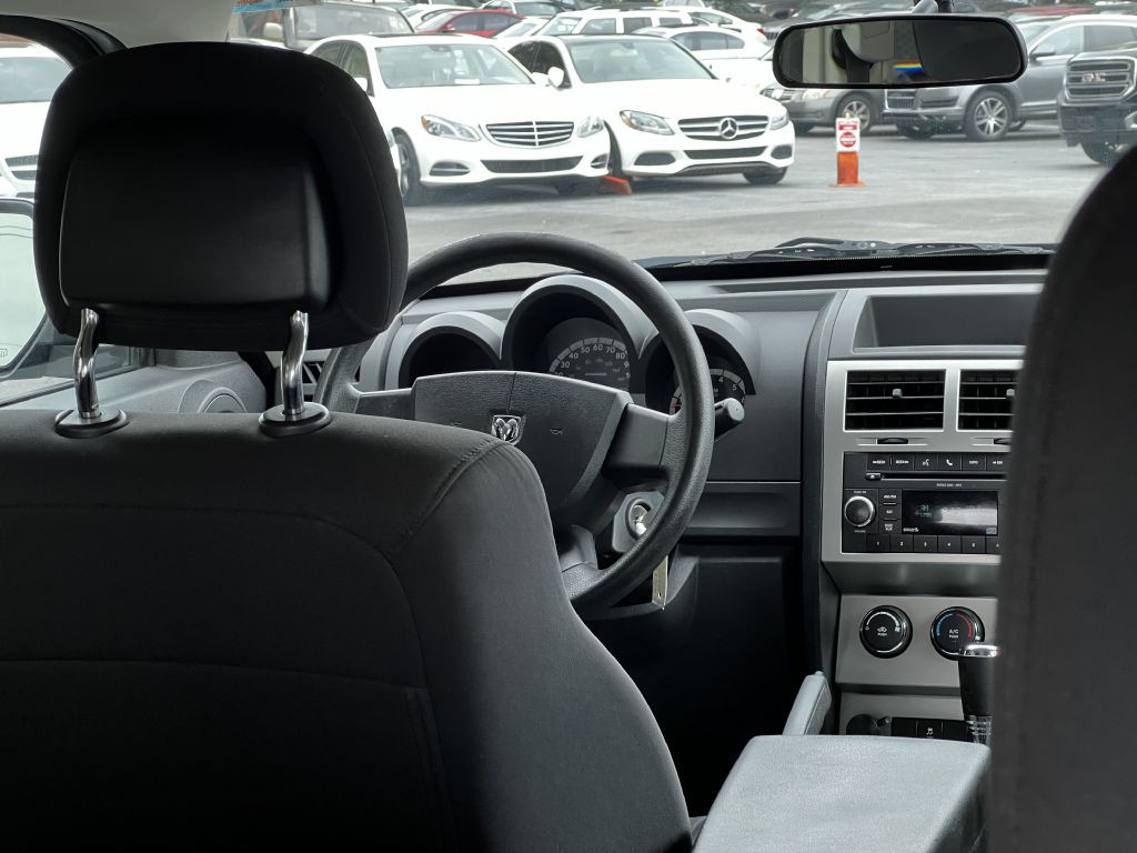 2011 Dodge Nitro Image 9