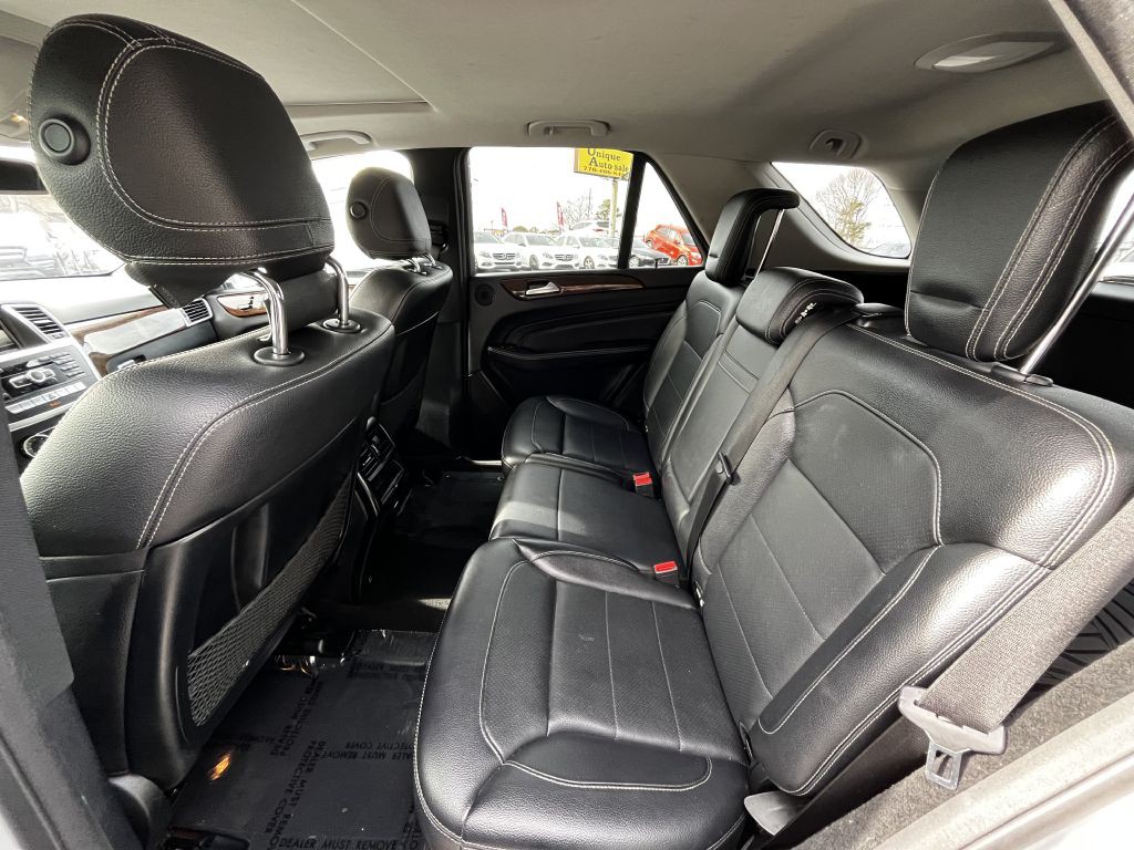 2013 Mercedes-Benz M-Class Image 11