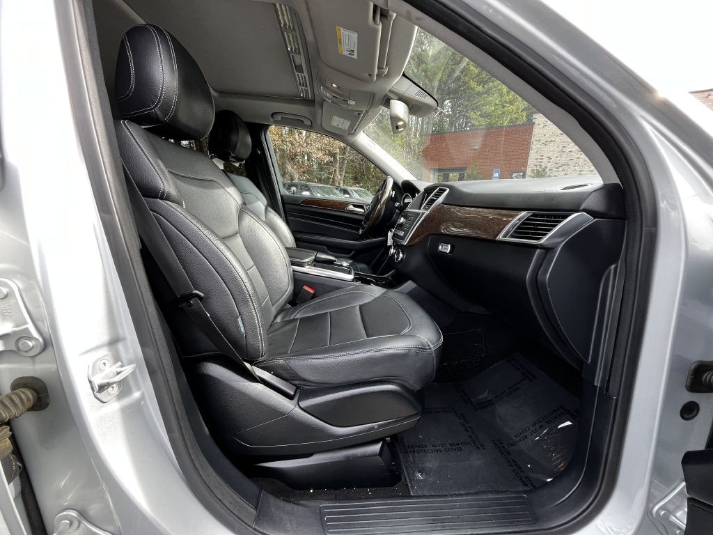 2013 Mercedes-Benz M-Class Image 13