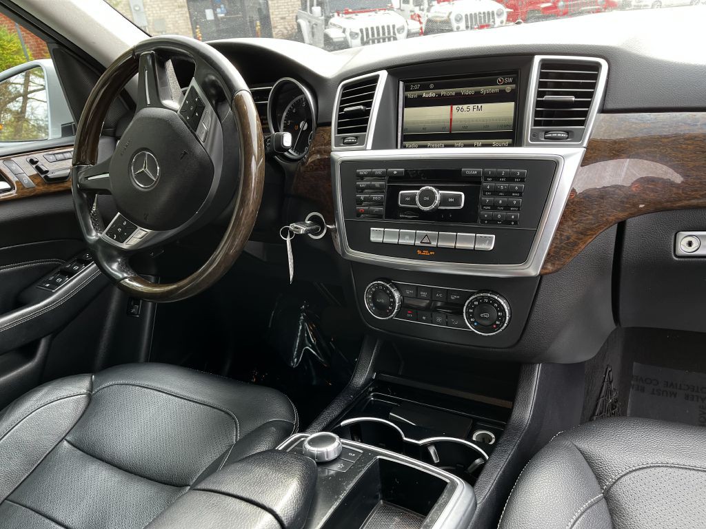 2013 Mercedes-Benz M-Class Image 15