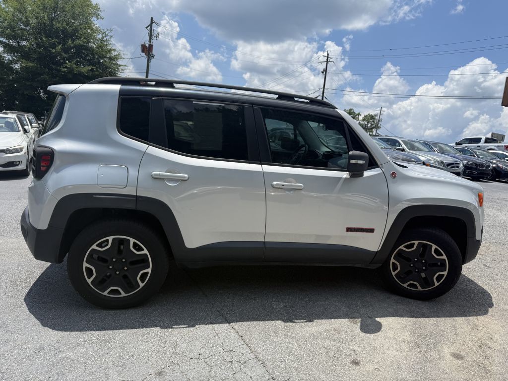 2016 Jeep Renegade Image 4
