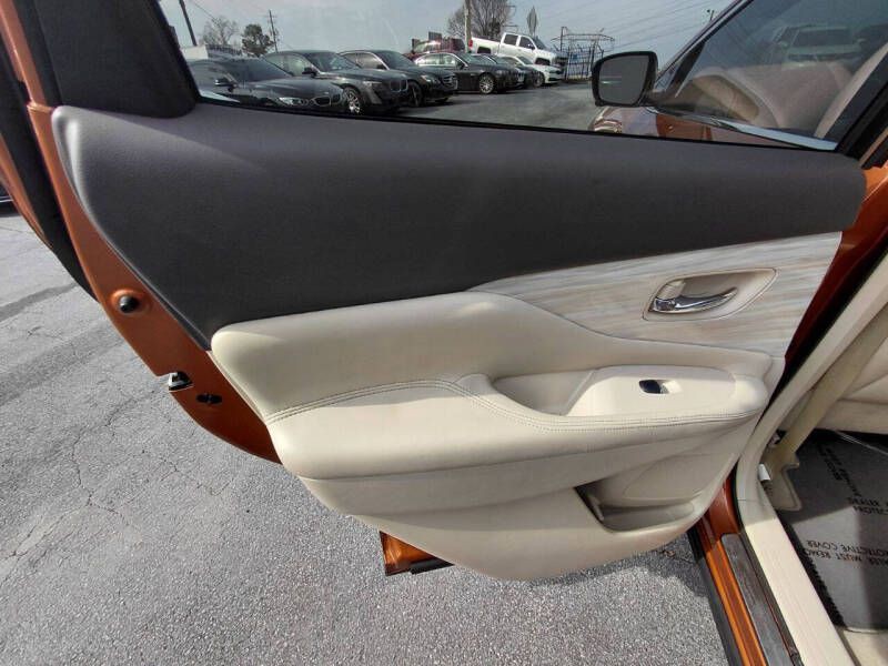 2015 Nissan Murano Image 14