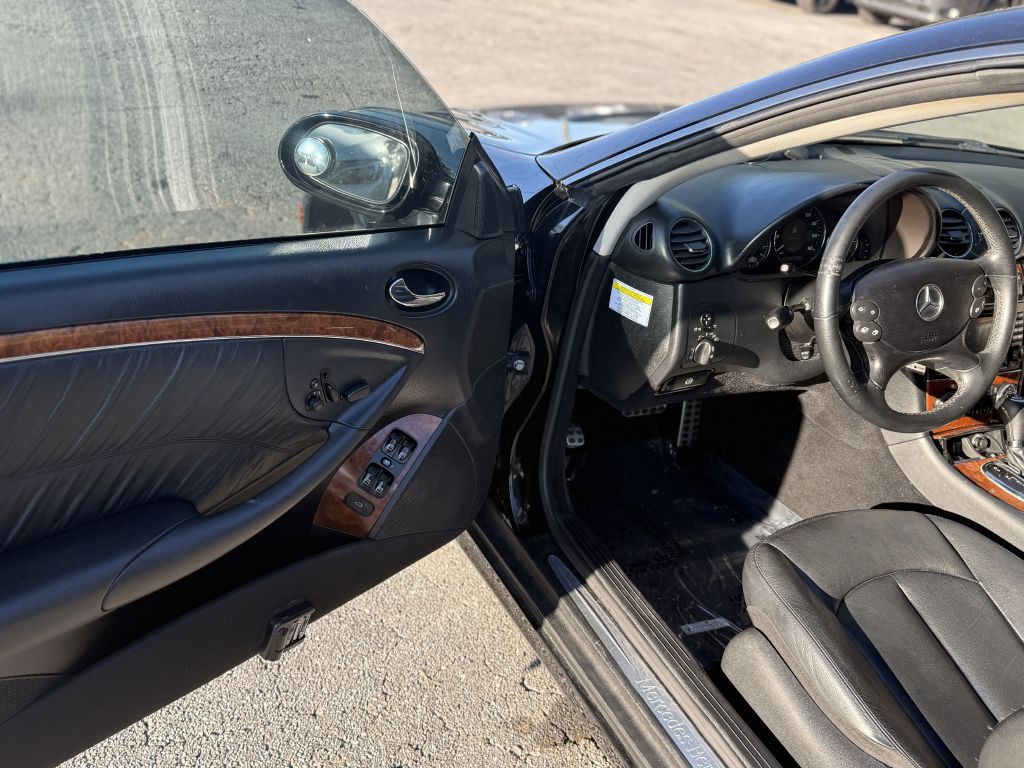 2008 Mercedes-Benz CLK-Class Image 11