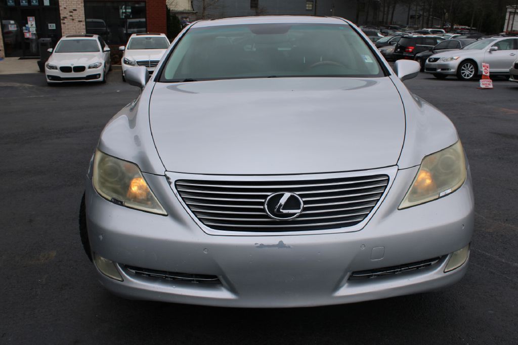2007 Lexus LS Image 2