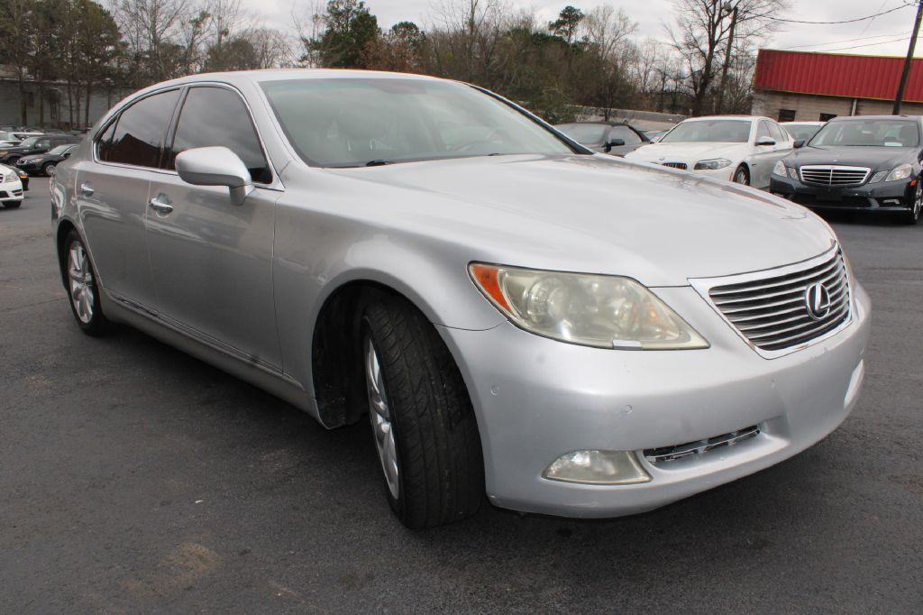2007 Lexus LS Image 3