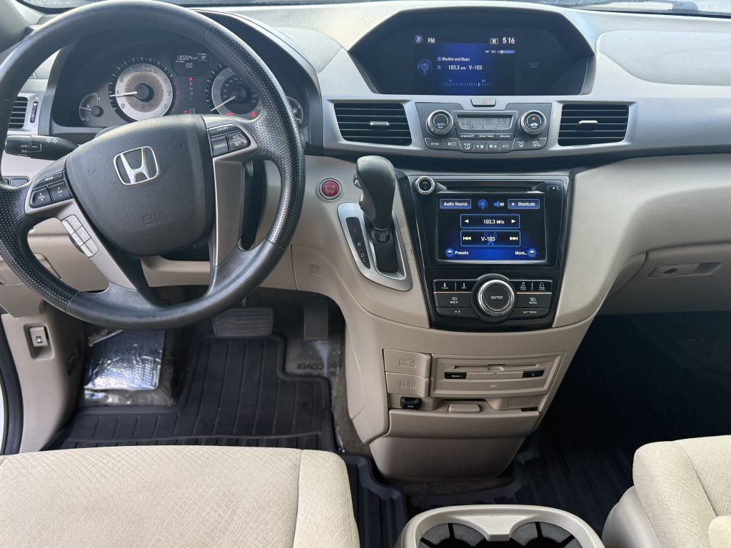 2016 Honda Odyssey Image 9