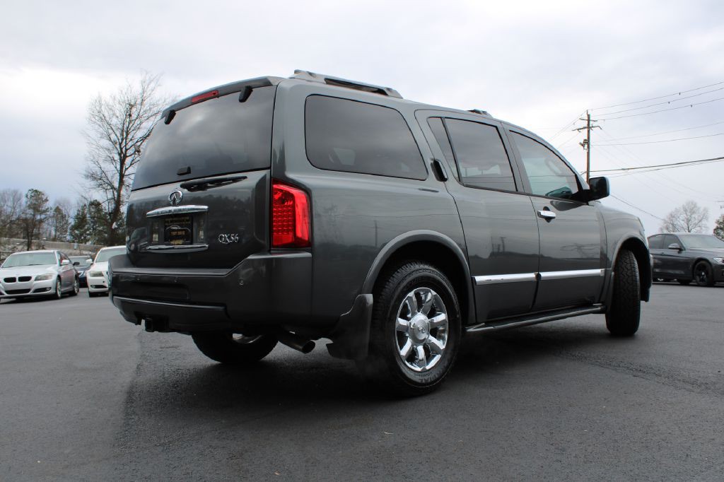 2005 INFINITI QX56 Image 3