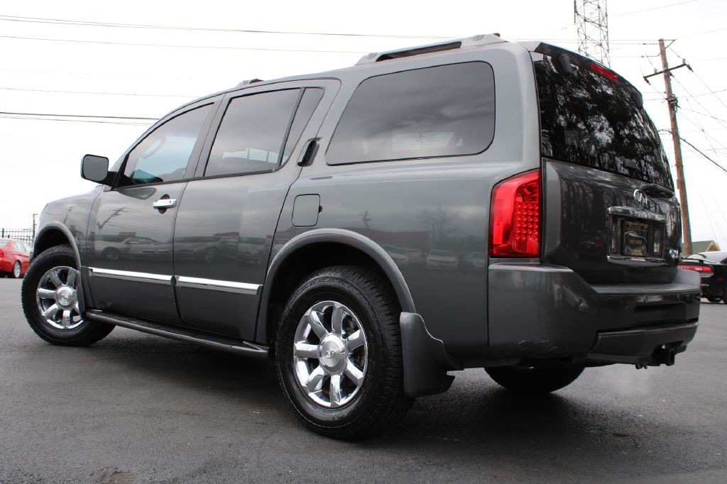 2005 INFINITI QX56 Image 5