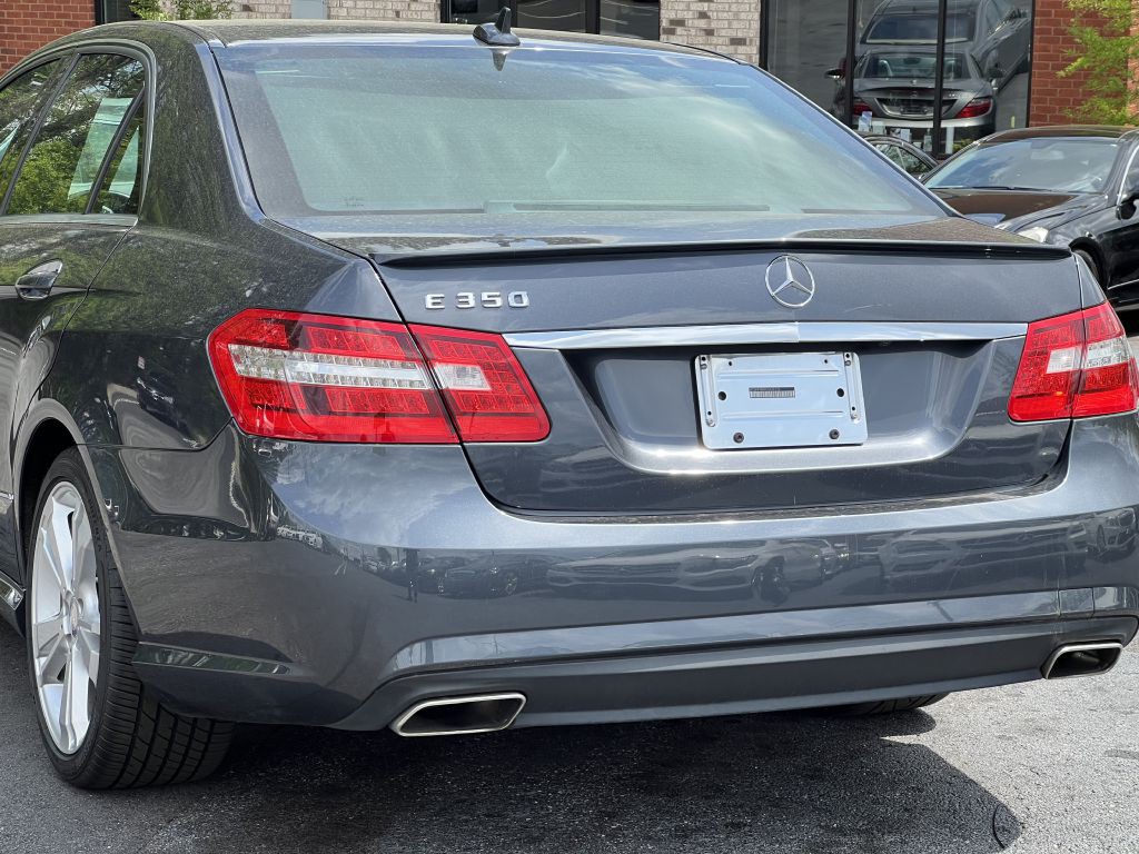 2012 Mercedes-Benz E-Class Image 12