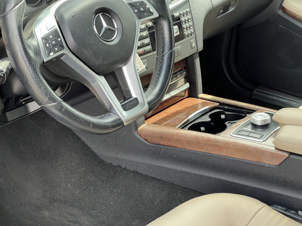 2012 Mercedes-Benz E-Class Image 18