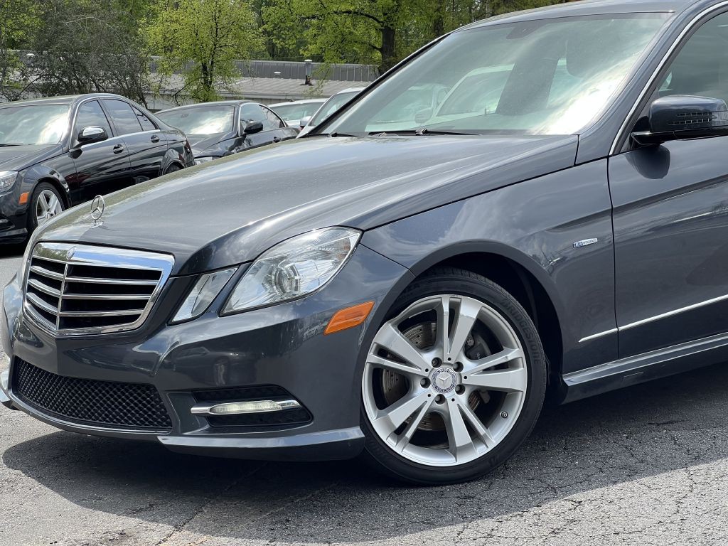 2012 Mercedes-Benz E-Class Image 24