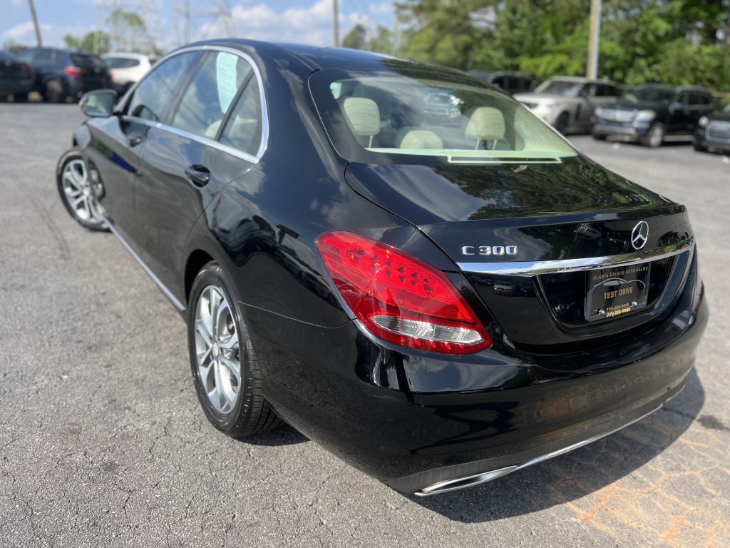 2015 Mercedes-Benz C-Class Image 6