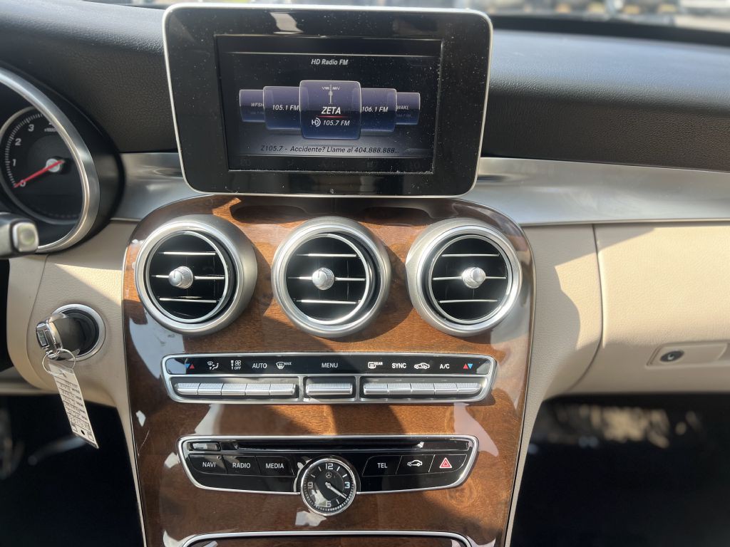 2015 Mercedes-Benz C-Class Image 13