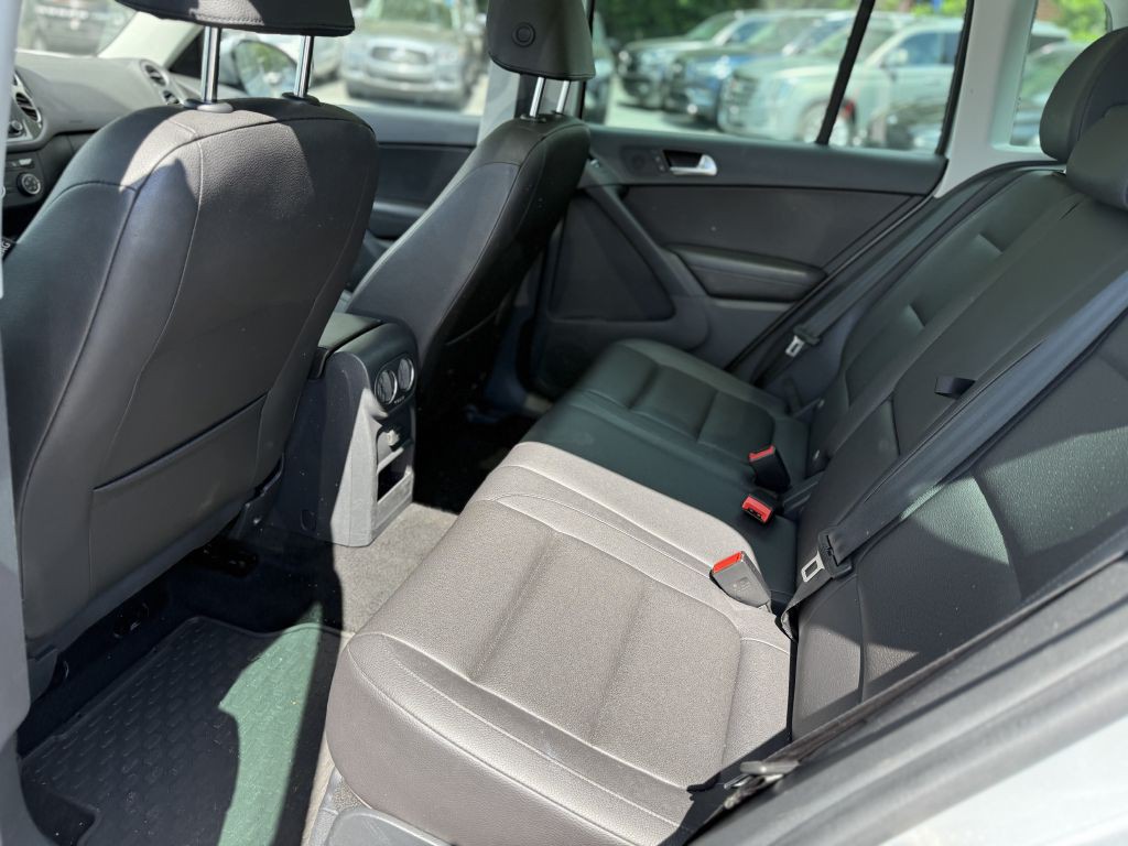 2016 Volkswagen Tiguan Image 9
