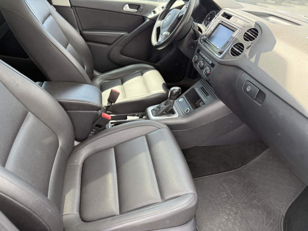 2016 Volkswagen Tiguan Image 12