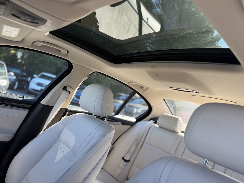 2014 BMW 5 Series Image 12