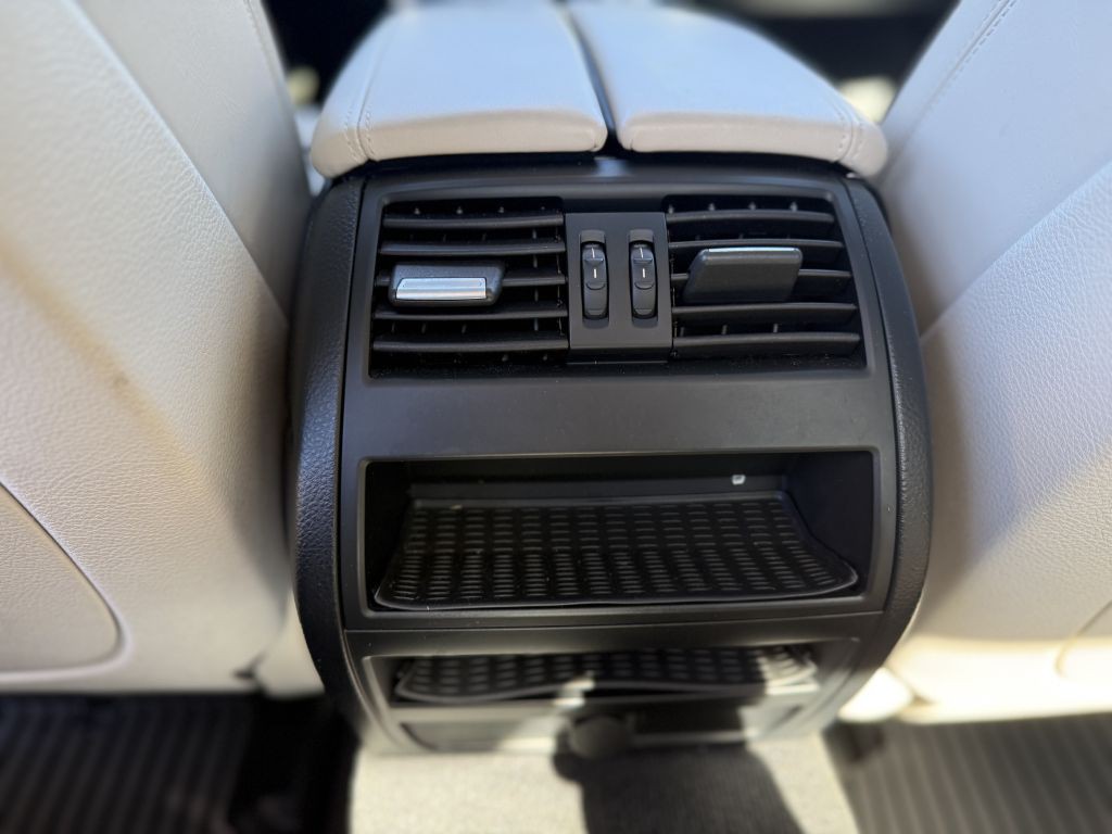 2014 BMW 5 Series Image 15