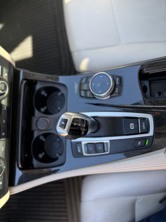 2014 BMW 5 Series Image 17