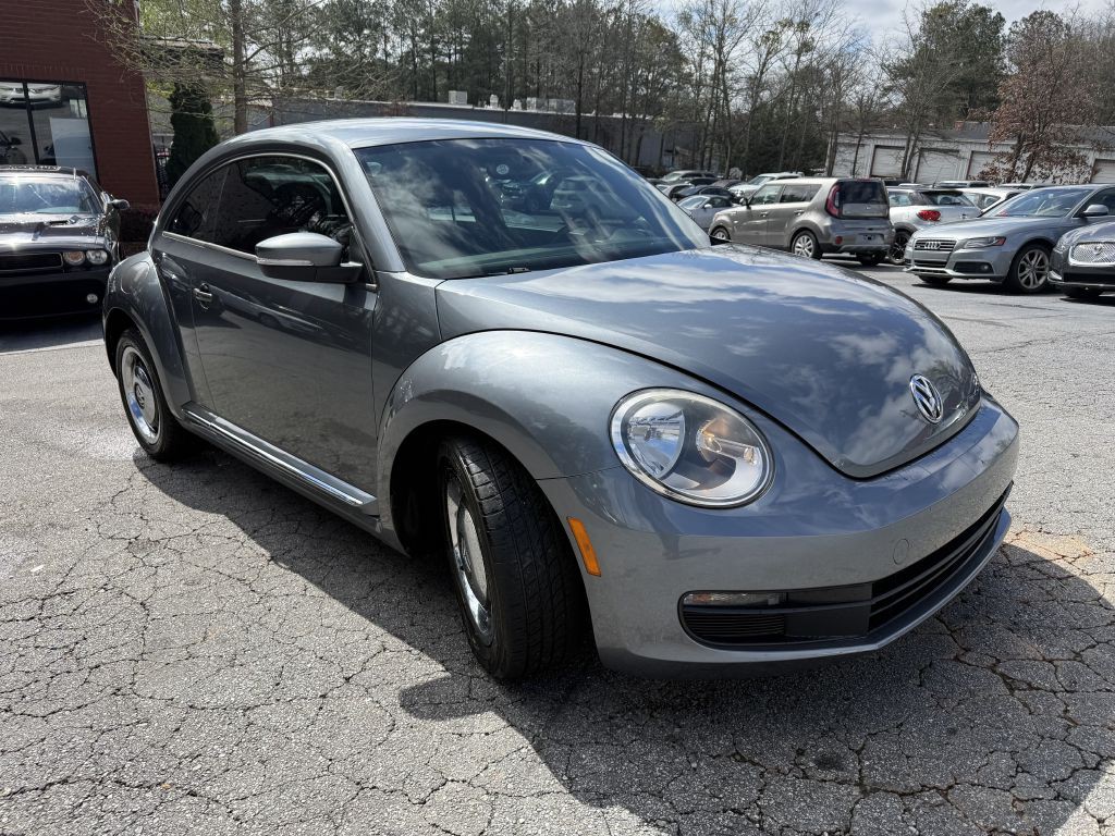 2012 Volkswagen Beetle Image 3