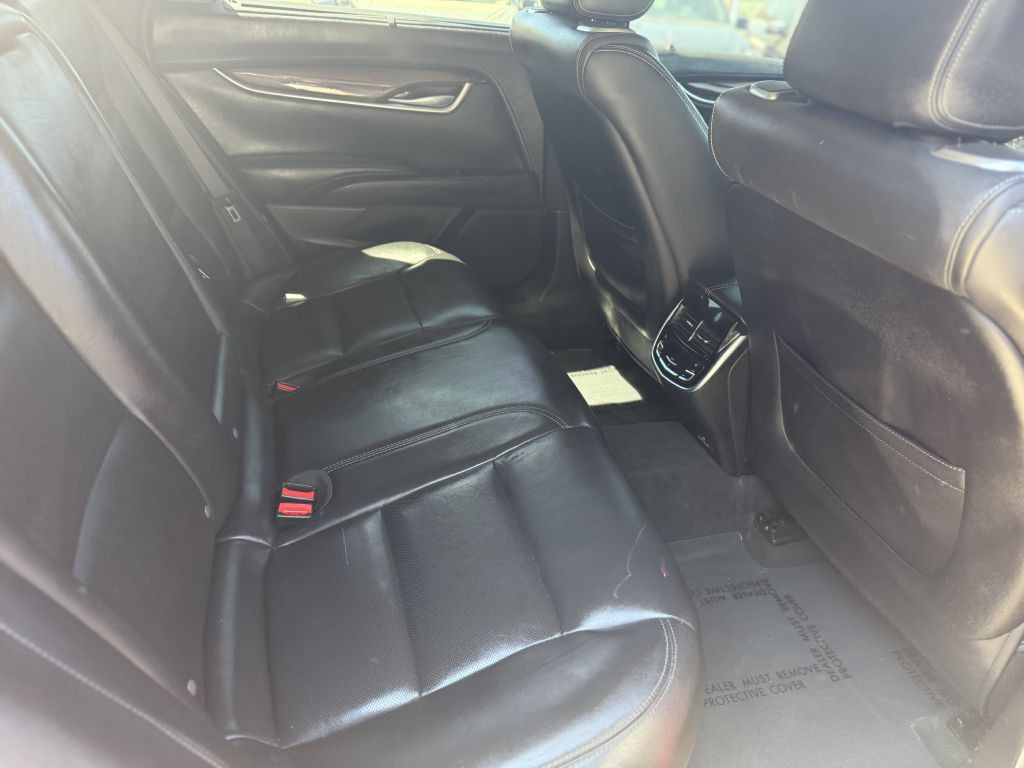 2015 Cadillac XTS Image 10