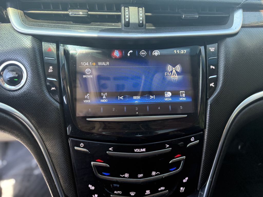 2015 Cadillac XTS Image 15